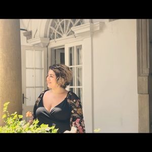 Meet your Posher, Paniz